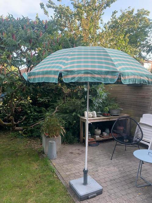 Parasol, Tuin en Terras, Parasols, Gebruikt, Stokparasol, 2 tot 3 meter, Kantelbaar, Ophalen