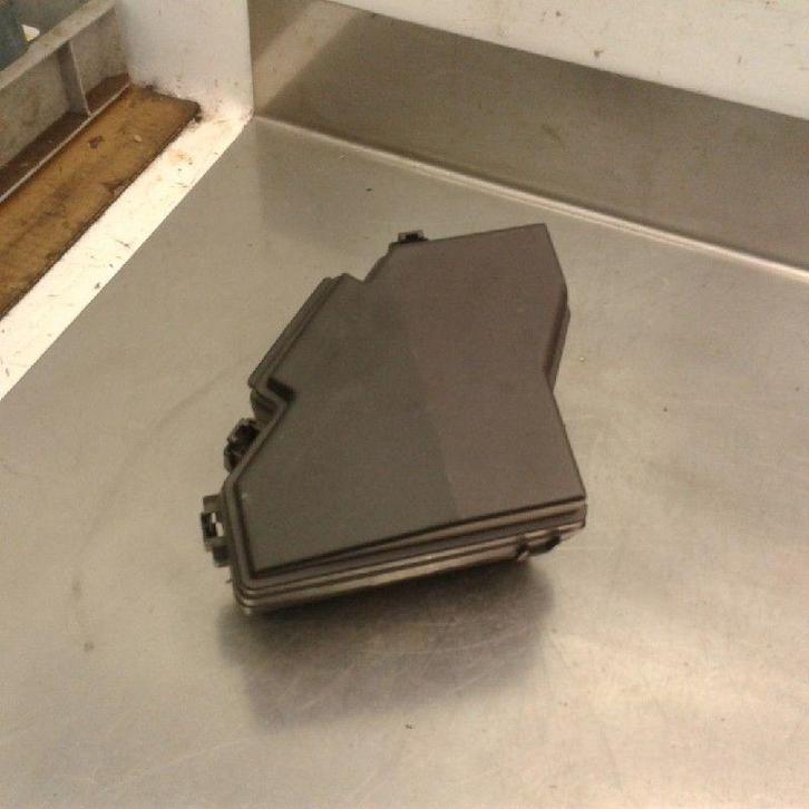 ZEKERINGKAST Honda Civic (FA / FD) (|SNDJ010|), Auto-onderdelen, Elektronica en Kabels, Honda, Gebruikt