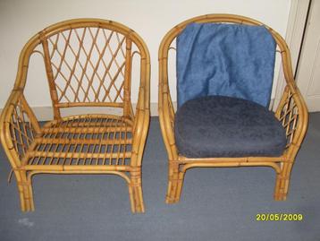 Terrastoelen beschikbaar voor biedingen