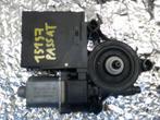 Moteur lève vitre avant droit VW Passat 6 BK 2010-2015, Enlèvement, Utilisé