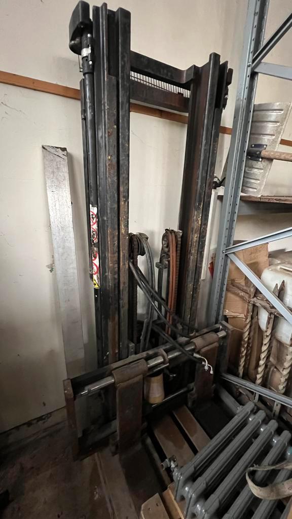 Complete vorkliftmast, Zakelijke goederen, Machines en Bouw | Heftrucks en Intern transport, Hydraulisch, Ophalen