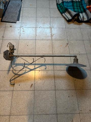 Grote oude straatlamp ijzer 120cm beschikbaar voor biedingen