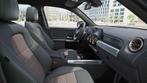 Mercedes-Benz EQB 300 4MATIC Luxury Line, Auto's, Automaat, Zwart, 5 zetels, Bluetooth