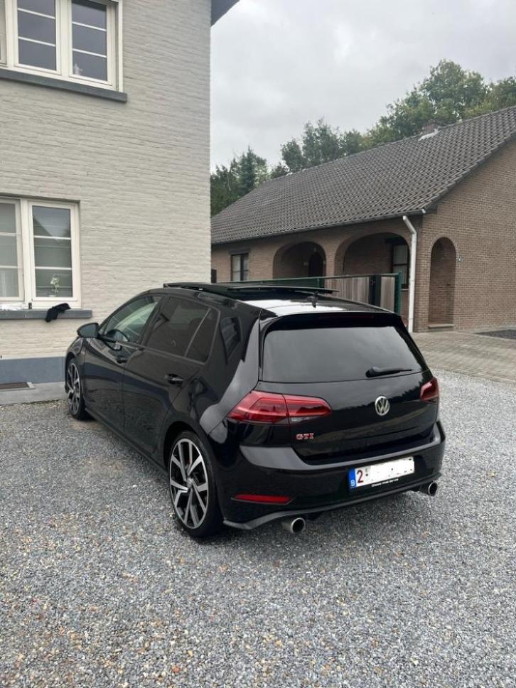 VW golf 7.5 GTI - Stock & geperforeerde schijven + tcr rem, Auto's, Volkswagen, Particulier, Golf, ABS, Achteruitrijcamera, Adaptieve lichten