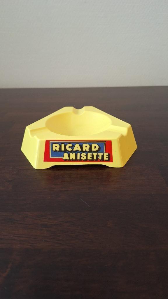RICARD asbak driehoek anisette vintage retro geel, Verzamelen, Merken en Reclamevoorwerpen, Gebruikt, Gebruiksvoorwerp, Ophalen of Verzenden