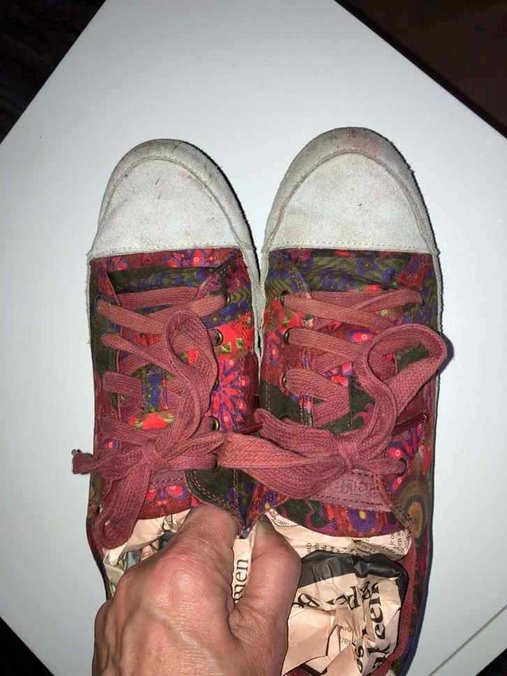 Veterschoenen merk Desigual - maat 39, Kleding | Dames, Schoenen, Gedragen, Sneakers, Rood, Ophalen of Verzenden