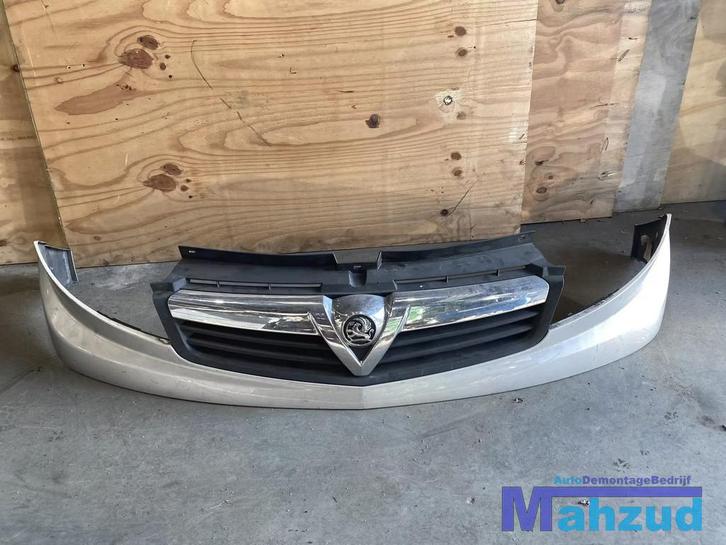 OPEL VIVARO RENAULT TRAFIC grijs voorbumper grille 2011-2014, Autos : Pièces & Accessoires, Carrosserie & Tôlerie, Opel, Avant