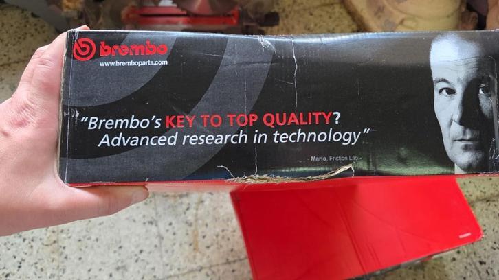 Remschijven en -blokjes van het merk "Brembo", Auto-onderdelen, Remmen en Aandrijving, Jaguar, Nieuw, Ophalen