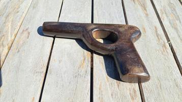 Houten oefenpistool vechtsport - Wooden gun beschikbaar voor biedingen