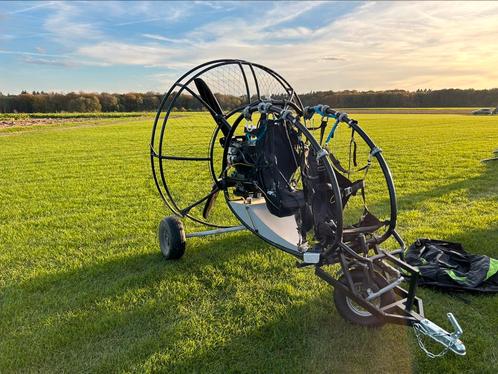 Trike Flanders Twin silent + voile niviuk RBUS, Sport en Fitness, Zweefvliegen en Paragliding, Gebruikt, Paramotor, Ophalen