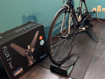 Tacx Flux 2 Smart Trainer + Toebehoren beschikbaar voor biedingen