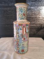 chineze vaas antiek 2 stuks, Ophalen
