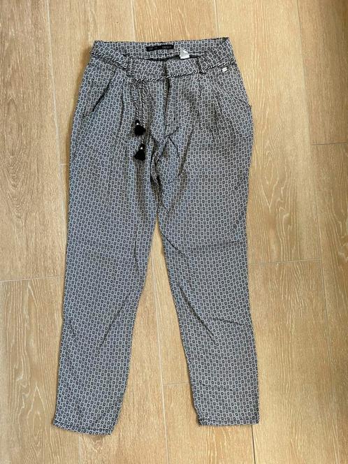 Soepele broek, kks, 12-13 jaar, Kinderen en Baby's, Kinderkleding | Maat 158, Zo goed als nieuw, Meisje, Broek, Ophalen of Verzenden
