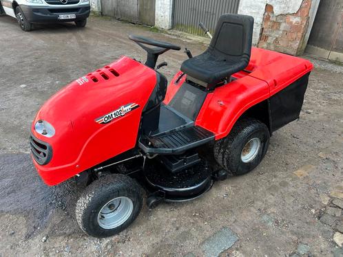 Oléo Mac OM102/15.5h hydroversnellingsbak van 15 pk, Tuin en Terras, Zitmaaiers, Ophalen of Verzenden