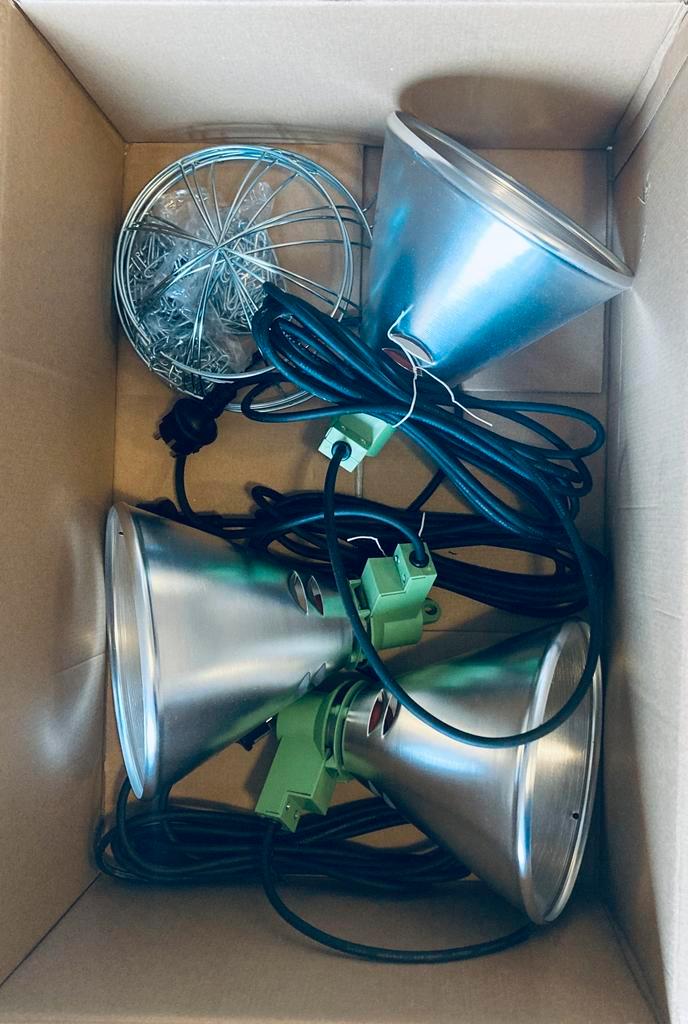3 aluminium warmtelamp armaturen, Dieren en Toebehoren, Pluimvee | Toebehoren, Nieuw, Overige typen, Ophalen