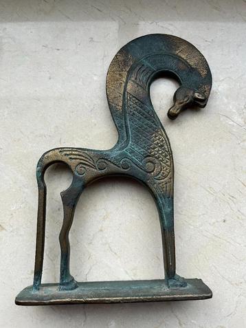 Oud Grieks koperen legering paardje, Enlèvement ou Envoi, Cuivre