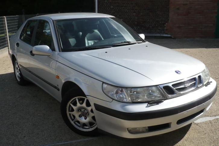 Saab 9-5, Auto's, Saab, Particulier, Saab 9-5, Lichtmetalen velgen, Benzine, Euro 4, Berline, 4 deurs, Automaat, Zilver of Grijs