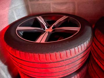 Volvo XC90 R - Design - 4x Orginele Velgen + Banden beschikbaar voor biedingen