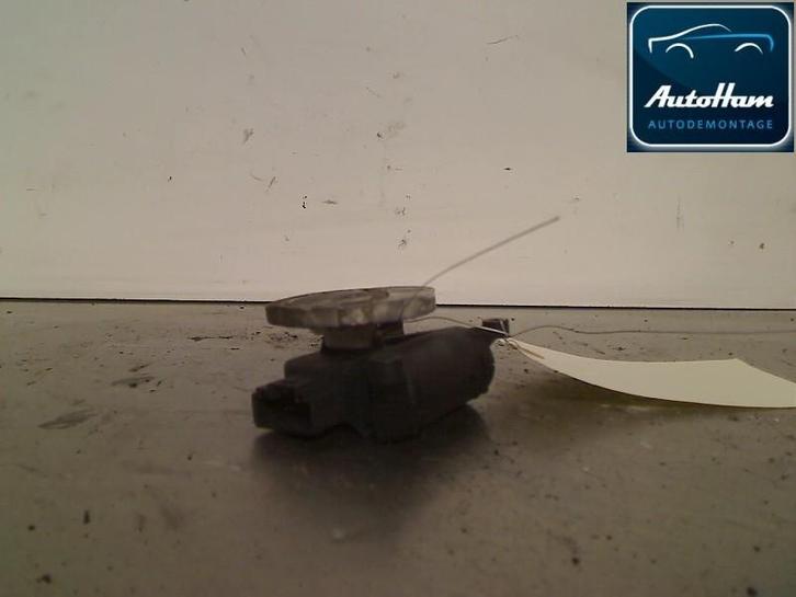 RADIATEUR SOUPAPE MECANIQUE Audi A4 Avant Quattro (B6), Autos : Pièces & Accessoires, Autres pièces automobiles, Audi, Utilisé