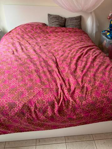 IKEA 2 persoonsbed met 2 lattenbodems, 4 seizoenendekbed, Huis en Inrichting, Ophalen, Gebruikt, Tweepersoons, Wit