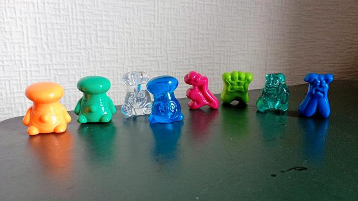 8 Gogo’s Crazy Bones – Plastique coloré, Collections, Jouets miniatures, Comme neuf, Enlèvement ou Envoi