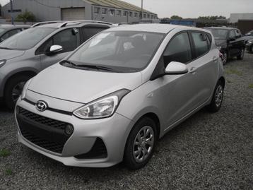 HYUNDAI I 10 BJ 2018 50000 KM 998 CC MET CRUISE CONTROLE beschikbaar voor biedingen
