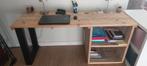 Bureau van stijgerhout, Huis en Inrichting, Ophalen, Zo goed als nieuw, Bureau