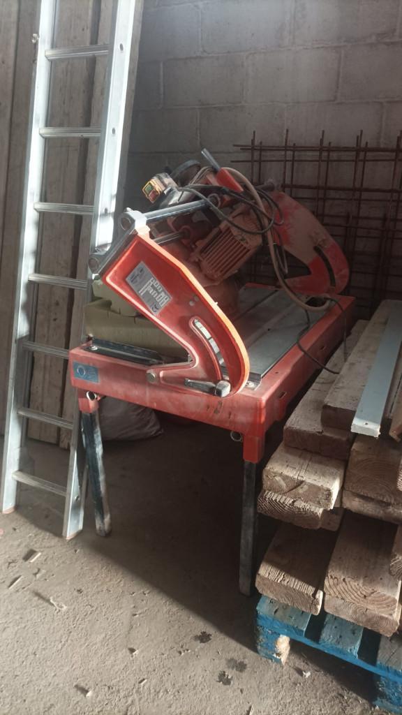 bekisting-machine, Doe-het-zelf en Bouw, Gereedschap | Zaagmachines, Ophalen