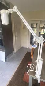 Medische onderzoekslamp, Ophalen, Nieuw