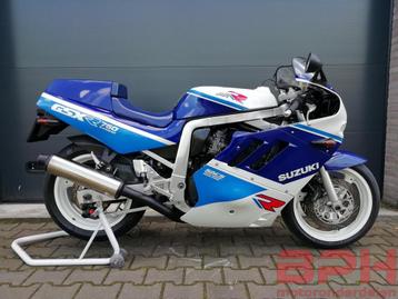 Suzuki  GSX-R750 1989 GSX-R 750 GSXR750 GSXR oliekoeler klas beschikbaar voor biedingen