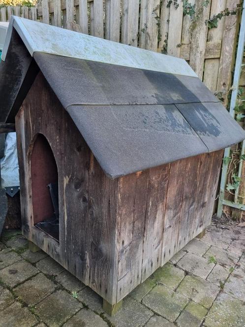 Zeer stevige NICHE, L84 x H84 x L63, Dieren en Toebehoren, Hondenhokken, Gebruikt, Hondenhok, 65 tot 100 cm, 75 tot 110 cm, Ophalen