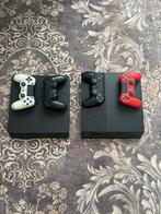 2 playstation’s, Games en Spelcomputers, Spelcomputers | Sony PlayStation 4, Ophalen, Gebruikt, 1 TB, Met 3 controllers of meer