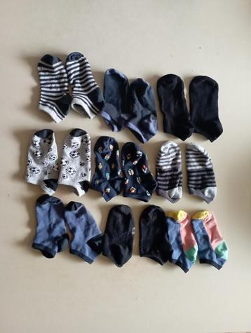 21 paar sneakersokken maat 31-34 en maat 35-38 beschikbaar voor biedingen