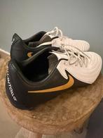 Nike Voetbalschoenen – Wit/Zwart/Goud - Size 43, Sport en Fitness, Voetbal, Gebruikt, Schoenen, Maat M, Ophalen of Verzenden