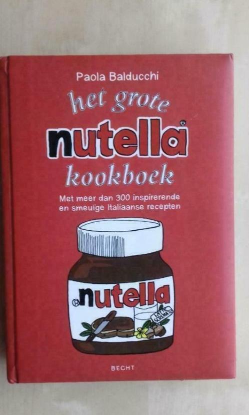 Het Grote Nutella Kookboek, Boeken, Kookboeken, Zo goed als nieuw, Taart, Gebak en Desserts, Ophalen of Verzenden