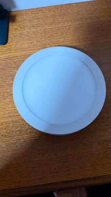 Plafondlamp Rond! 20cm horizontaal & verticaal breed! beschikbaar voor biedingen