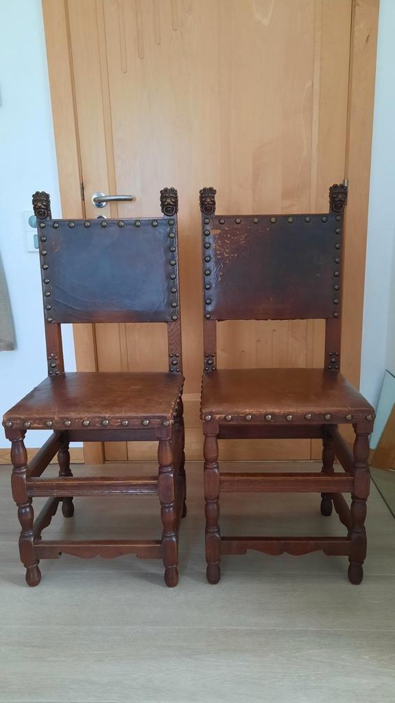 2 antieke stoelen jaar 1900/ leeuwenkopje, Antiek en Kunst, Antiek | Meubels | Stoelen en Sofa's, Ophalen