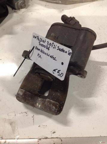 Vw Passat 2.0 fsi 2005 Wagennr 2400166   Remklauw Linksachte beschikbaar voor biedingen