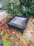 Brasero carré en métal possibilité grile barbecue + 2 bûches, Tuin en Terras, Ophalen, Zo goed als nieuw, Brasero, Met accessoires
