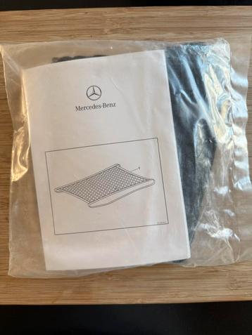 Mercedes-Benz bagagenet beschikbaar voor biedingen