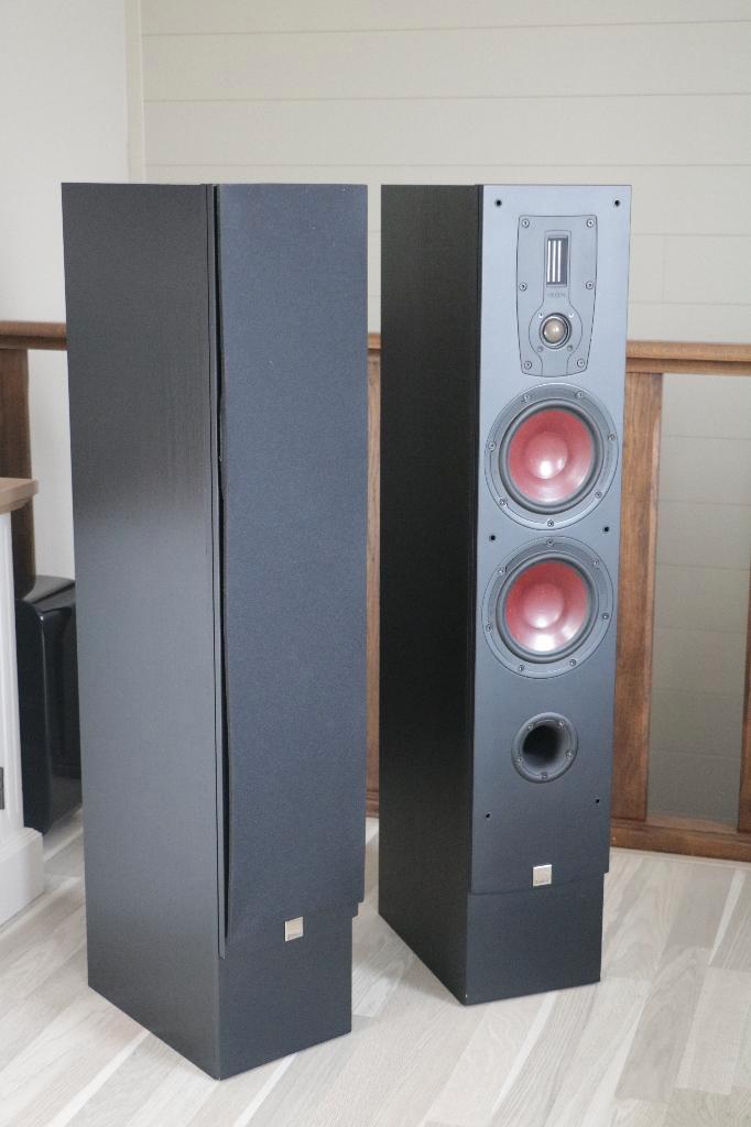 Dali IKON 6 MK2 Luidsprekers (vloerstaanders, set van 2), Audio, Tv en Foto, Luidsprekerboxen, Gebruikt, Front, Rear of Stereo speakers