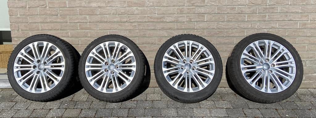 Audi A5 Set Originele Alu velgen met winterbanden 245/40 R18, Autos : Pièces & Accessoires, Pneus & Jantes, Pneus et Jantes, Véhicule de tourisme