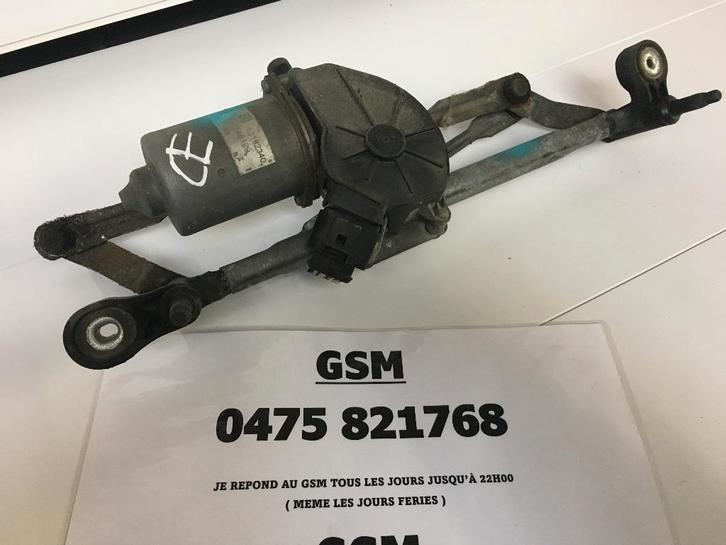 MOTEUR D ESSUIE GLACE AVANT OPEL CORSA E, Autos : Pièces & Accessoires, Autres pièces automobiles, Opel, Utilisé, Enlèvement