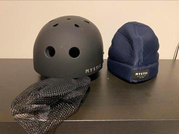 Mystic helm en beany beide maat xl  beschikbaar voor biedingen