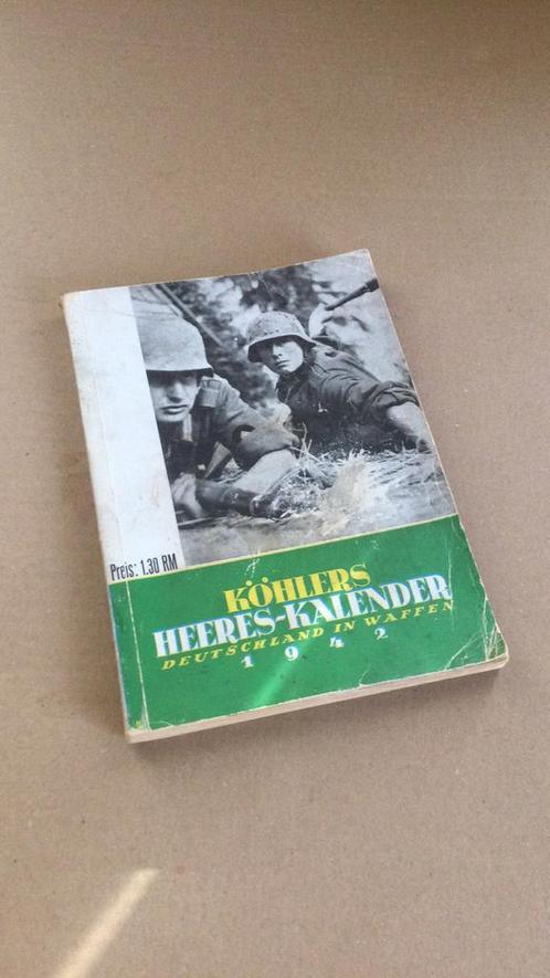 Köhlers - Heeres-Kalender Deutschland in Waffen - 1942, Livres, Guerre & Militaire, Utilisé, Enlèvement ou Envoi