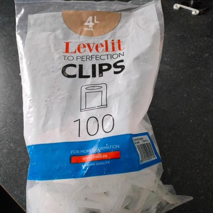 terrastegelLevelit to perfection 57 clips, 98 wedges + plier, Tuin en Terras, Tegels en Klinkers, Zo goed als nieuw, Terrastegels