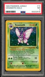 Venomoth Holo PSA 7 - 13/64 - Jungle 1999, Hobby en Vrije tijd, Verzamelkaartspellen | Pokémon, Verzenden, Zo goed als nieuw, Losse kaart