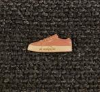 PIN - DIADORA - SNEAKERS, Verzamelen, Verzenden, Gebruikt, Merk, Speldje of Pin