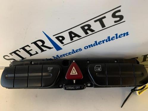 Paniekverlichtings Schakelaar van een Mercedes C-Klasse, Auto-onderdelen, Dashboard en Schakelaars, Mercedes-Benz, Gebruikt, 3 maanden garantie