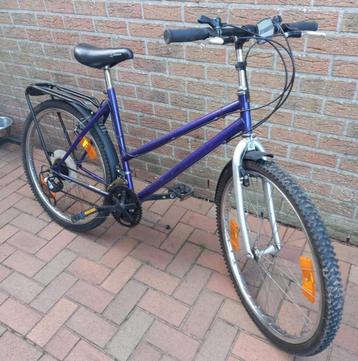 Fiets  beschikbaar voor biedingen